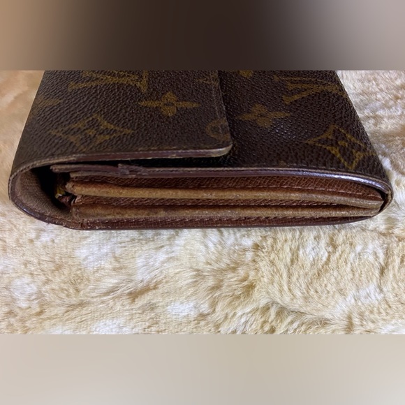 Louis Vuitton Sarah Monogram Long Wallet - Picture 7 of 9